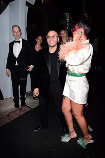 Rihanna feet photo thumbnail