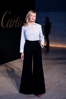 Kirsten Dunst feet photo thumbnail
