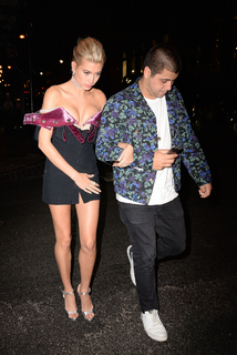 Hailey Bieber feet photo thumbnail