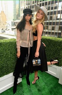 Nina Agdal feet photo thumbnail