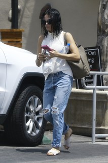 Jenna Dewan feet photo thumbnail