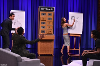 Megan Fox feet photo thumbnail