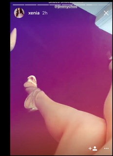 Xenia Tchoumitcheva feet photo thumbnail