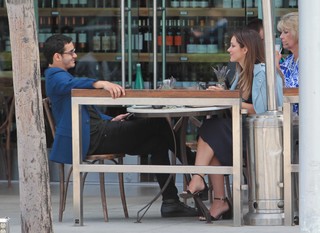 Katharine McPhee feet photo thumbnail