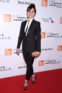 Carla Gugino feet photo thumbnail