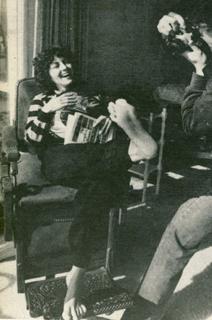 Joyce DeWitt feet photo 2