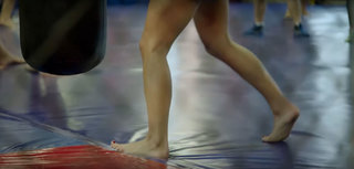Karolina Kowalkiewicz feet photo thumbnail