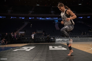 Karolina Kowalkiewicz feet photo thumbnail