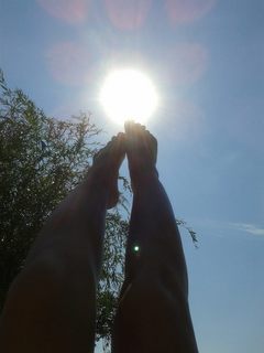 Karolina Kowalkiewicz feet photo thumbnail