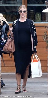 Rosie Huntington-Whiteley feet photo thumbnail