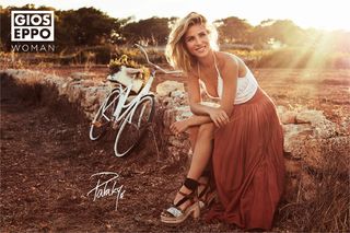 Elsa Pataky feet photo thumbnail