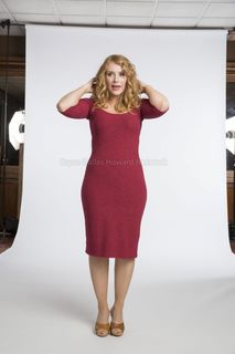 Bryce Dallas Howard feet photo thumbnail