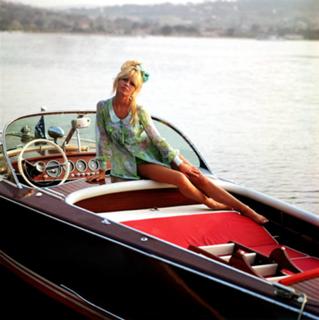 Brigitte Bardot feet photo thumbnail