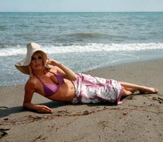 Brigitte Bardot feet photo thumbnail