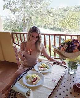 Diletta Leotta feet photo thumbnail
