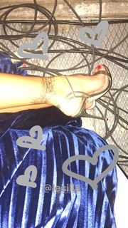 Melissa Satta feet photo thumbnail
