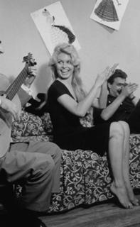 Brigitte Bardot feet photo thumbnail