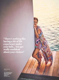 Rosie Huntington-Whiteley feet photo thumbnail