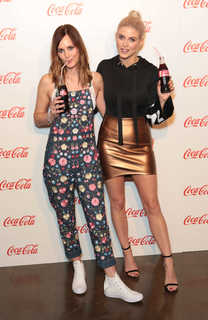 Ashley James feet photo thumbnail