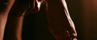 Charlize Theron feet photo thumbnail