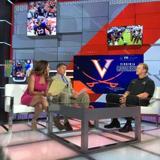 Elle Duncan feet photo 2