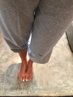 Kelly Bensimon feet photo thumbnail