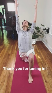 Adriene Mishler feet photo thumbnail