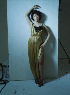 Scarlett Johansson feet photo thumbnail