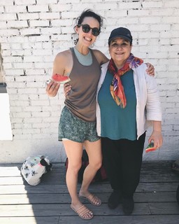 Adriene Mishler feet photo thumbnail