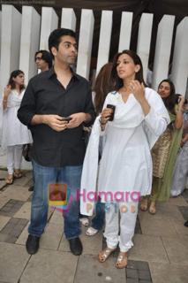 Sonali Bendre feet photo thumbnail