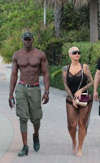Amber Rose feet photo thumbnail