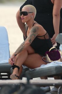 Amber Rose feet photo thumbnail