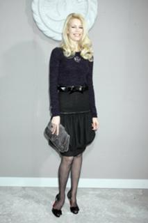 Claudia Schiffer feet photo thumbnail