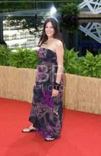 Bettina Zimmermann feet photo thumbnail
