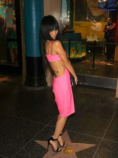 Bai Ling feet photo thumbnail