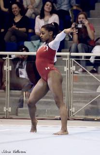 Simone Biles feet photo thumbnail