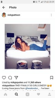 Vicky Pattison feet photo thumbnail