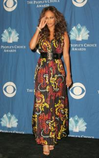 Tyra Banks feet photo thumbnail