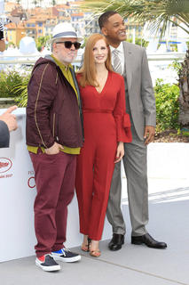 Jessica Chastain feet photo thumbnail