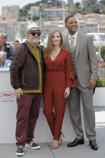 Jessica Chastain feet photo thumbnail