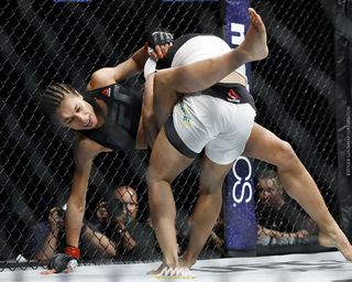 Joanna Jedrzejczyk feet photo thumbnail