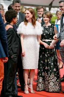 Julianne Moore feet photo thumbnail