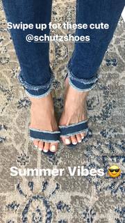 Nastia Liukin feet photo thumbnail