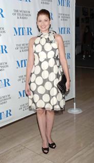 Debra Messing feet photo thumbnail