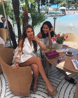 Xenia Tchoumitcheva feet photo thumbnail