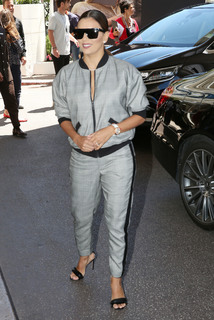 Eva Longoria feet photo thumbnail