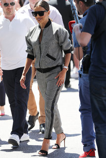 Eva Longoria feet photo thumbnail