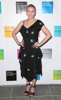 Chelsea Handler feet photo thumbnail
