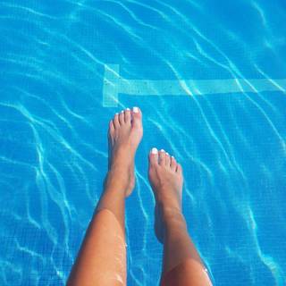 Paula Echevarría feet photo thumbnail