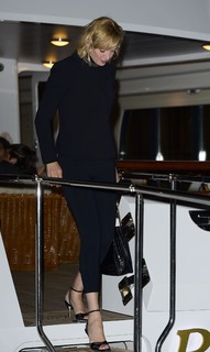 Uma Thurman feet photo thumbnail